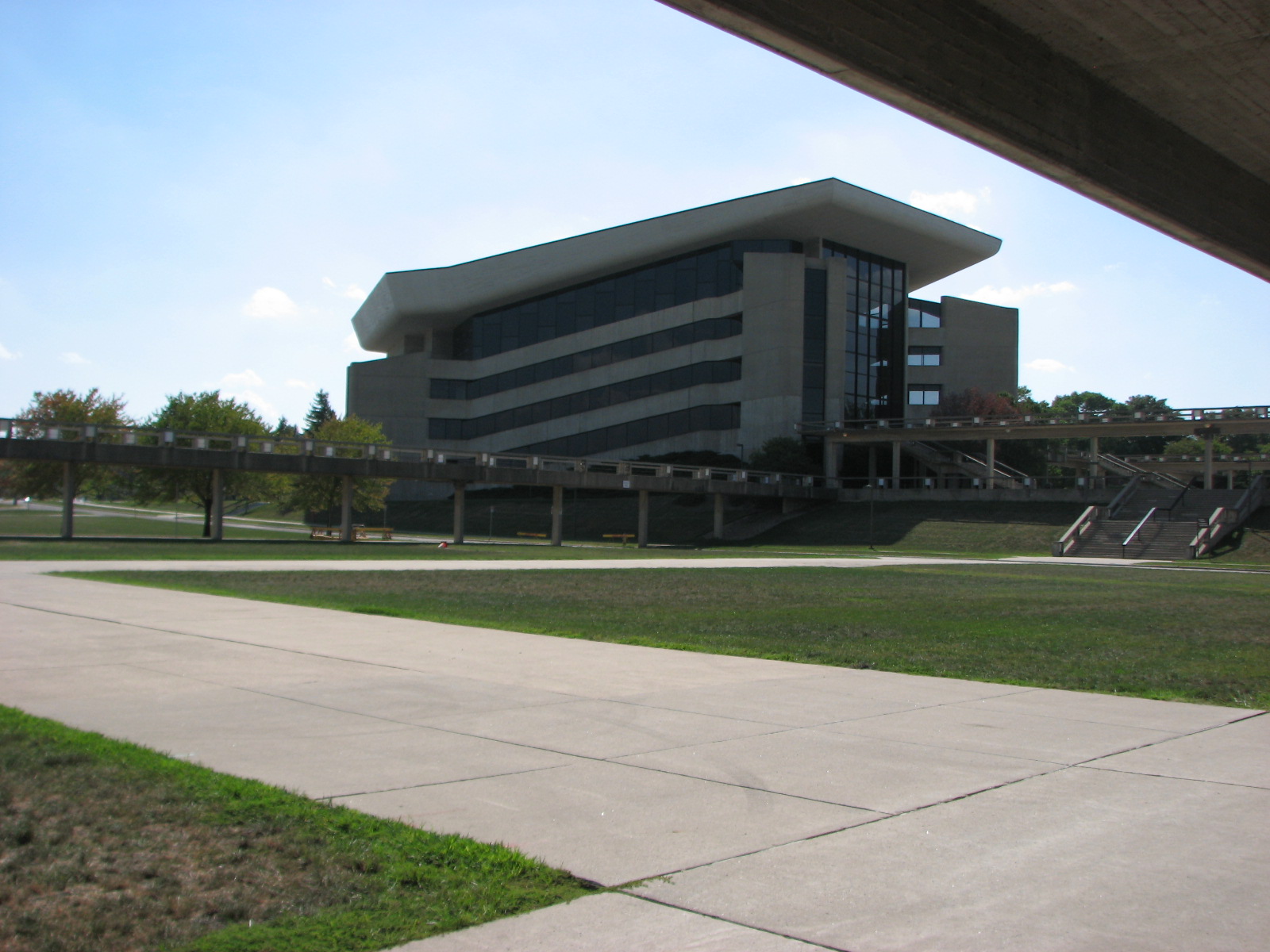 context photo